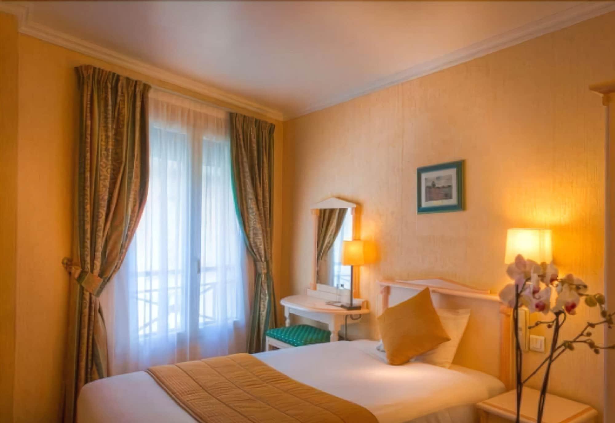 Hotel Louvre Sainte Anne Париж Экстерьер фото