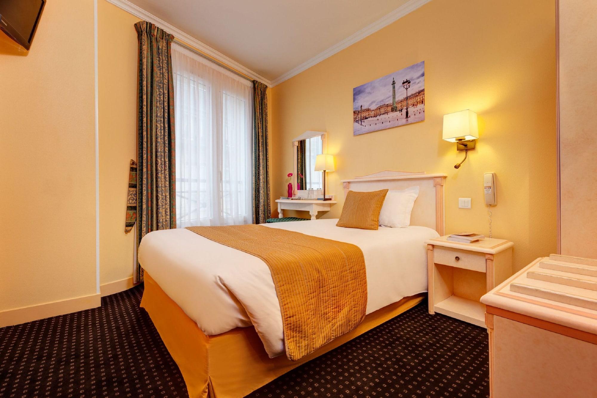 Hotel Louvre Sainte Anne Париж Экстерьер фото